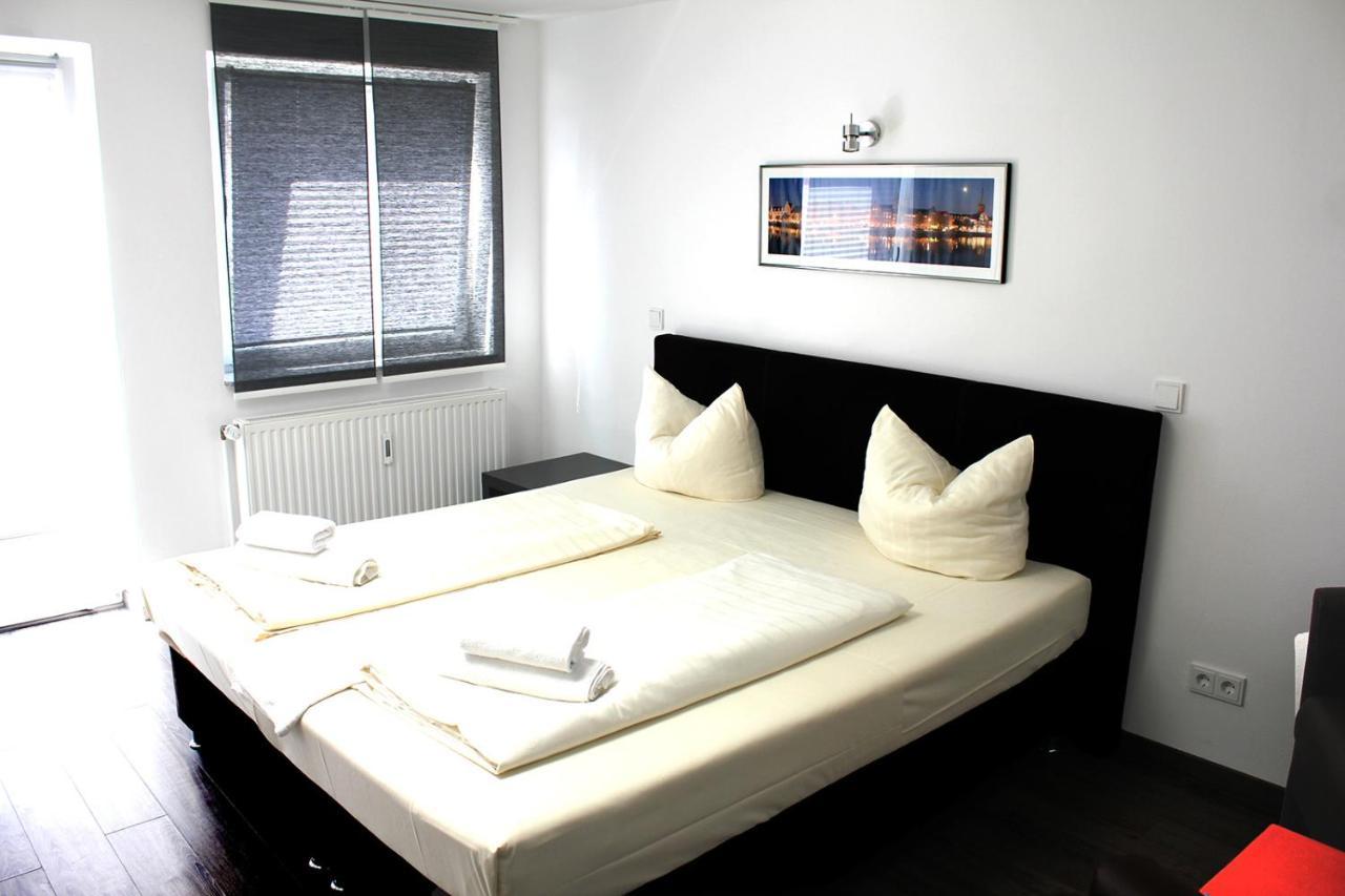 Cvjm Hotel Am Dom Любек Экстерьер фото